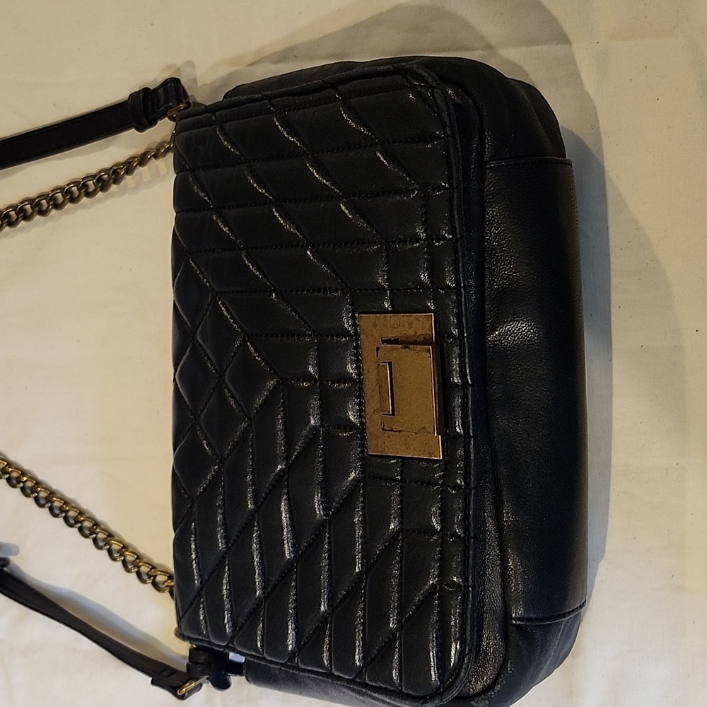 Badgley Mischka women's handbag black quilted crossbady